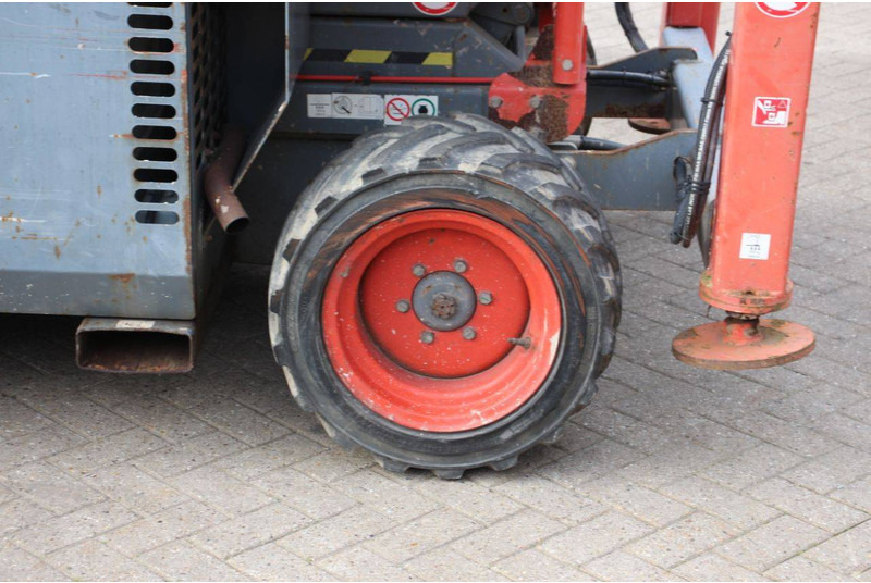 Lift u obliku makaza Skyjack SJ6826 RT 4x4: slika 12