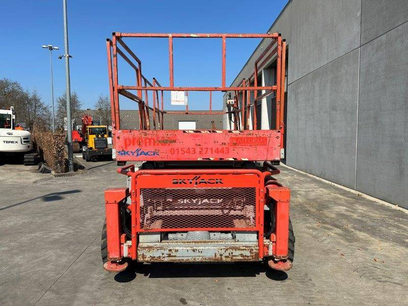 Skyjack SJ8831 - Lift u obliku makaza: slika 5 Skyjack SJ8831 - Lift u obliku makaza: slika 5