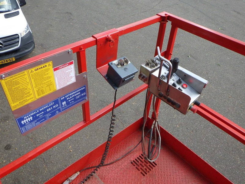 Skyjack SJ9250 - Lift u obliku makaza: slika 4 Skyjack SJ9250 - Lift u obliku makaza: slika 4