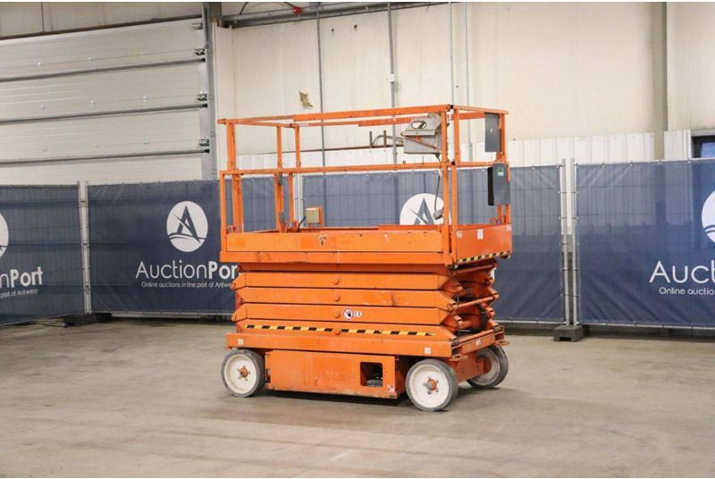 Skyjack SJIII-4632 - Lift u obliku makaza: slika 4 Skyjack SJIII-4632 - Lift u obliku makaza: slika 4