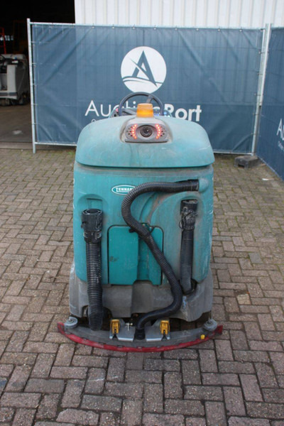 TENNANT T12 - Mašina za pranje podova: slika 4 TENNANT T12 - Mašina za pranje podova: slika 4