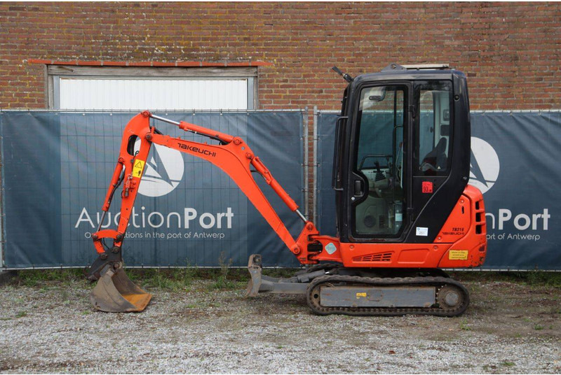 Takeuchi TB216 - Mini bager: slika 2 Takeuchi TB216 - Mini bager: slika 2