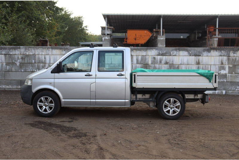 Volkswagen Transporter 7JD-AXA2D - Furgon: slika 2 Volkswagen Transporter 7JD-AXA2D - Furgon: slika 2
