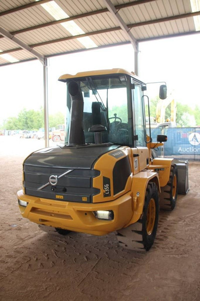 Volvo L35G - Utovarivač točkaš: slika 5 Volvo L35G - Utovarivač točkaš: slika 5