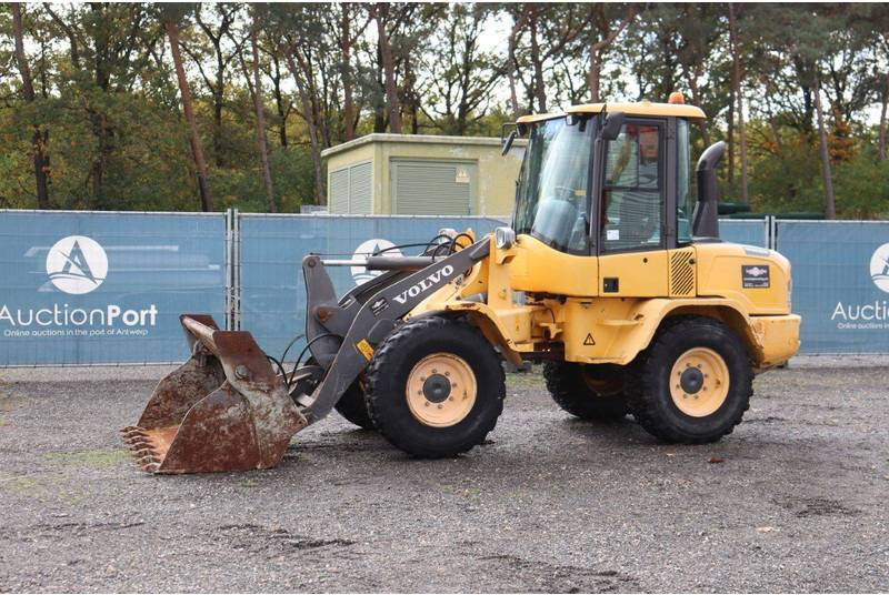 Volvo L35G - Utovarivač točkaš: slika 1 Volvo L35G - Utovarivač točkaš: slika 1