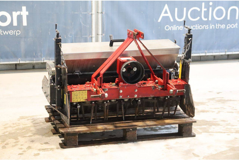 Tema MGT 1000 - Oprema za setvu: slika 1 Tema MGT 1000 - Oprema za setvu: slika 1