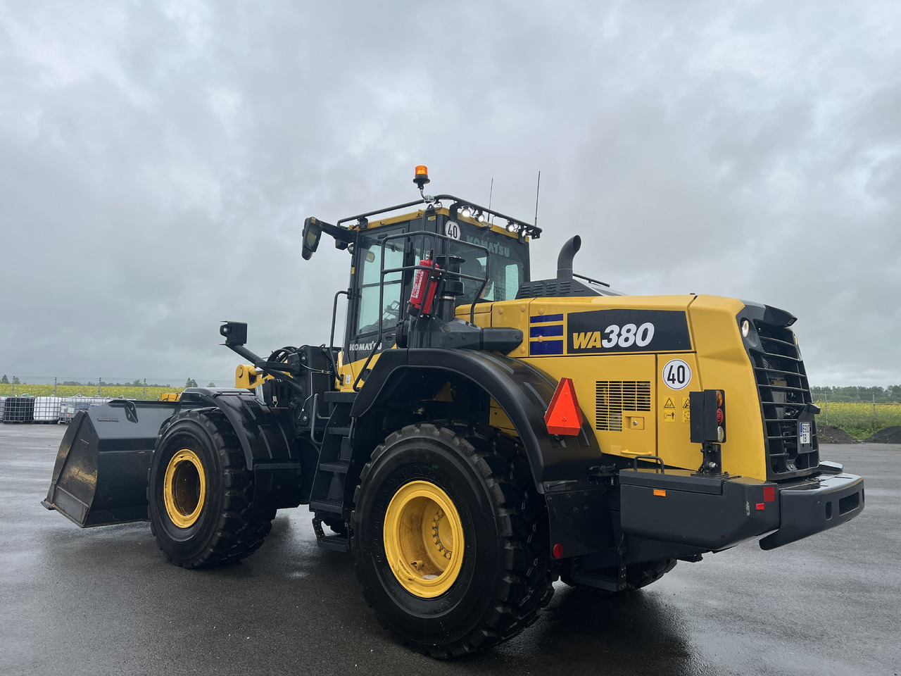 KOMATSU WA 380-8E0 - Utovarivač točkaš: slika 3 KOMATSU WA 380-8E0 - Utovarivač točkaš: slika 3