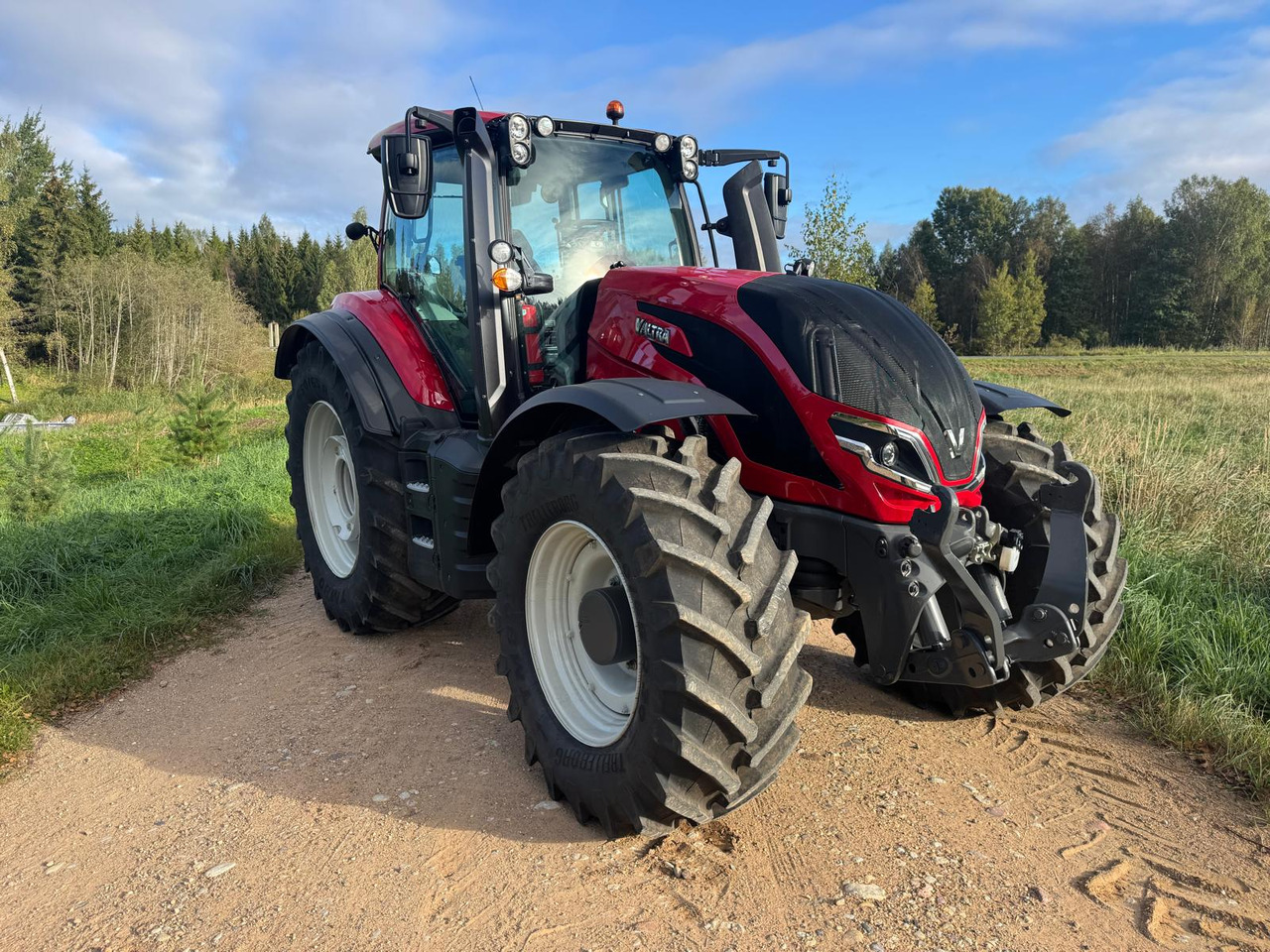 Valtra T255 - Traktor: slika 2 Valtra T255 - Traktor: slika 2