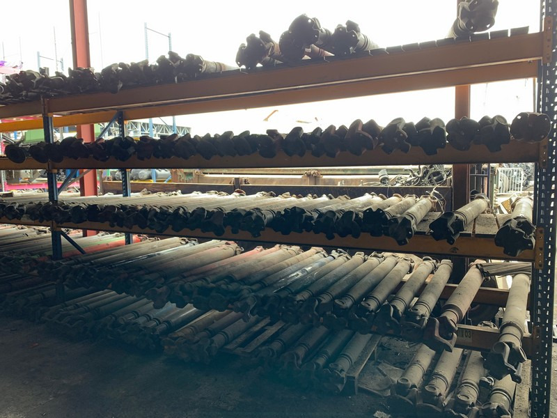 CARDAN MERCEDES - Kardansko vratilo za Kamion: slika 2 CARDAN MERCEDES - Kardansko vratilo za Kamion: slika 2