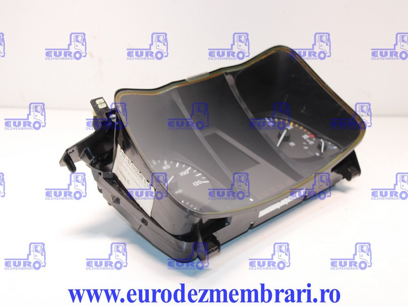 ELEMENT BORD CEAS BORD MERCEDES ACTROS MP4 A0134461821 - Komandna tabla za Kamion: slika 1 ELEMENT BORD CEAS BORD MERCEDES ACTROS MP4 A0134461821 - Komandna tabla za Kamion: slika 1