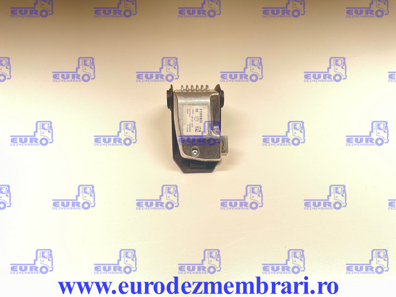 SENZOR CAMERA RADAR VOLVO FH4 21202923 - Senzor za Kamion: slika 1 SENZOR CAMERA RADAR VOLVO FH4 21202923 - Senzor za Kamion: slika 1