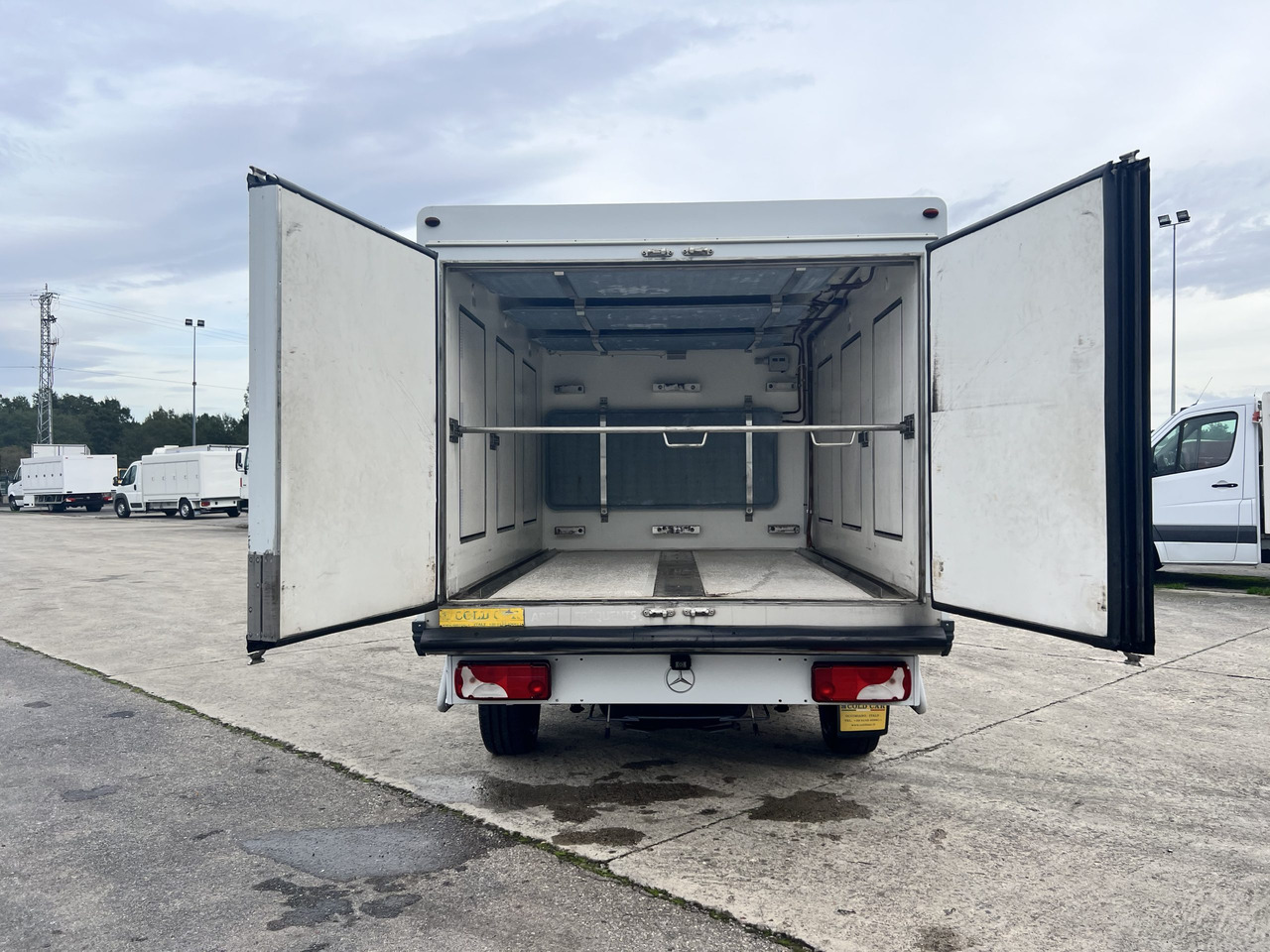 Dostavno vozilo hladnjača CAMION HELADERO 3.5T MERCEDES SPRINTER: slika 6