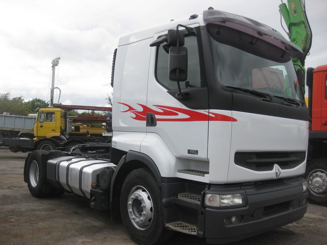 CABEZA TRACTORA RENAULT PREMIUM 420 - Tegljač: slika 2 CABEZA TRACTORA RENAULT PREMIUM 420 - Tegljač: slika 2