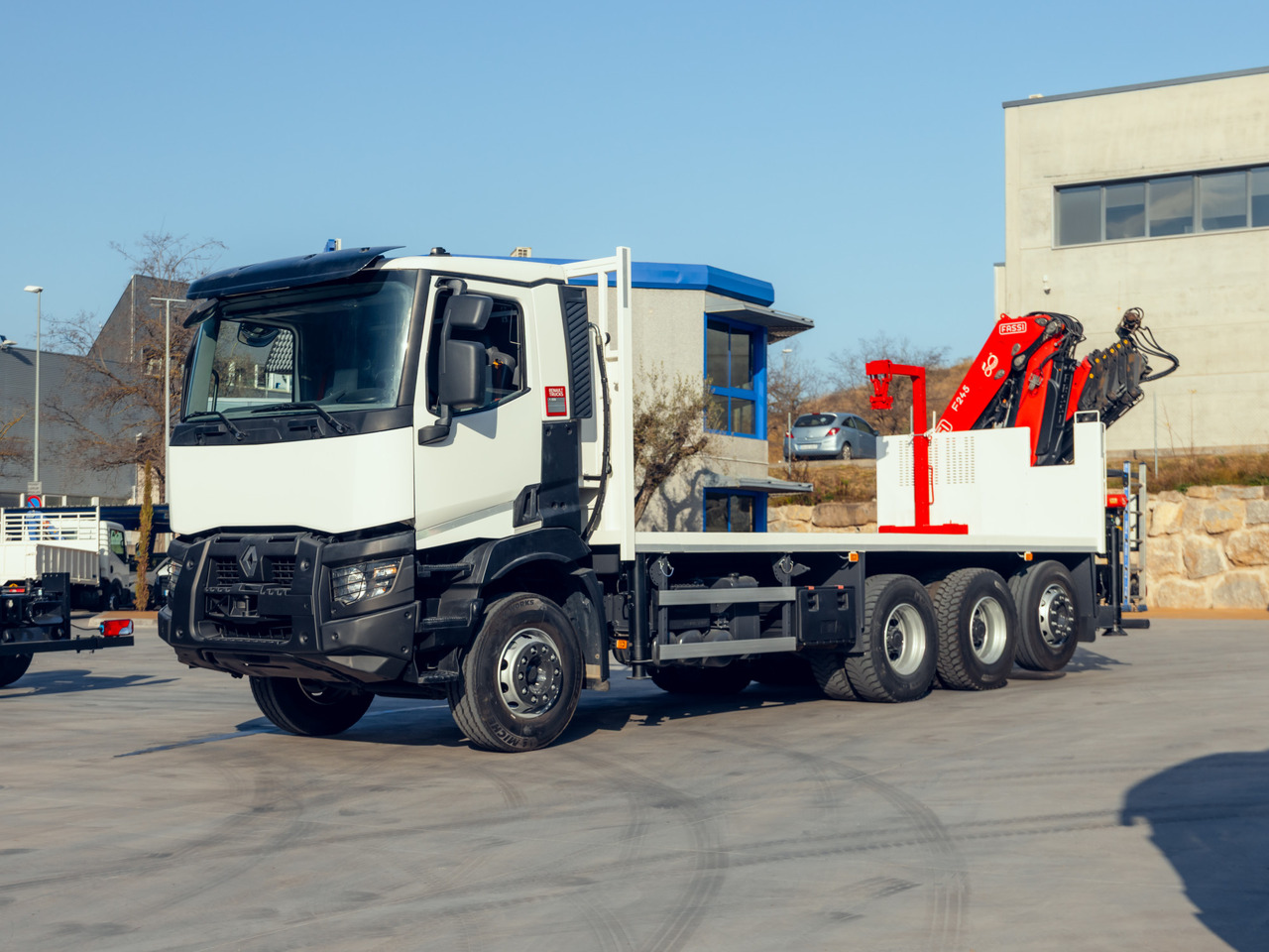 RENAULT C460 E6 (Platform) - Kamion sa tovarnim sandukom, Kamion sa dizalicom: slika 1 RENAULT C460 E6 (Platform) - Kamion sa tovarnim sandukom, Kamion sa dizalicom: slika 1