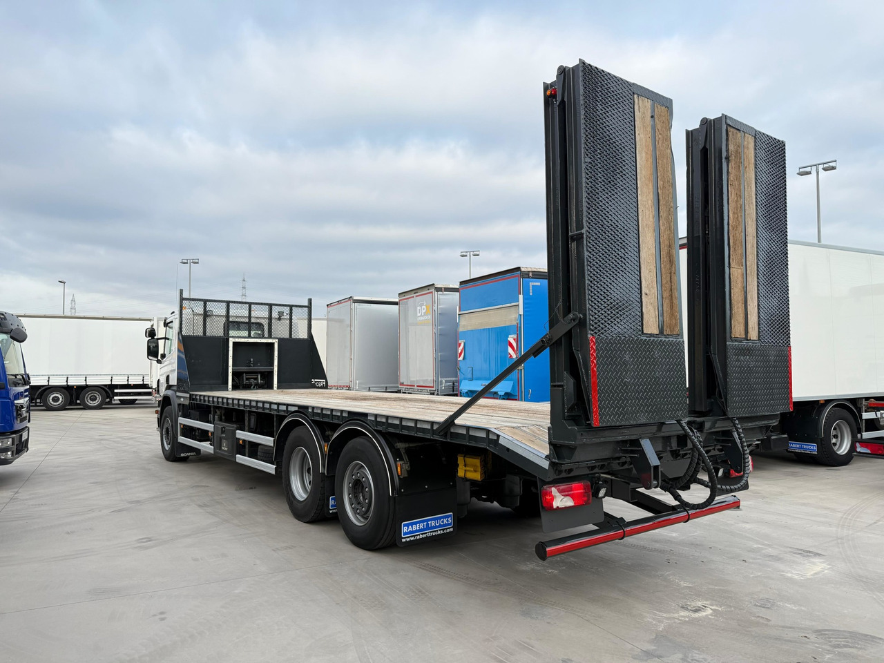 SCANIA P410 E6 (Machinery Carrier) - Kamion za prevoz automobila: slika 4 SCANIA P410 E6 (Machinery Carrier) - Kamion za prevoz automobila: slika 4