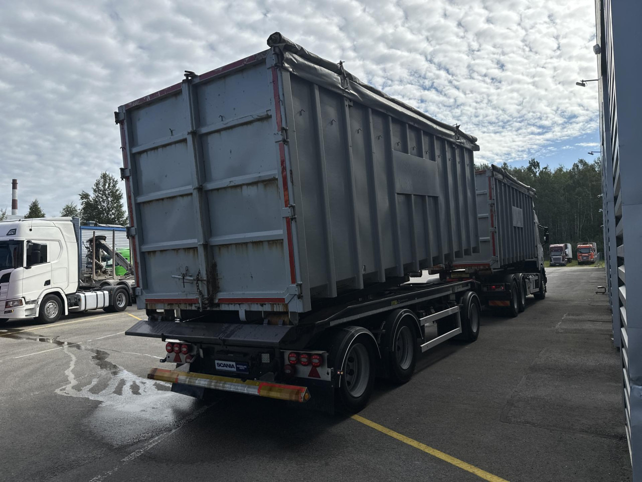 Kamion za prevoz kontejnera/ Kamion sa promenjivim sandukom SCANIA R 450 B6x4HA: slika 12