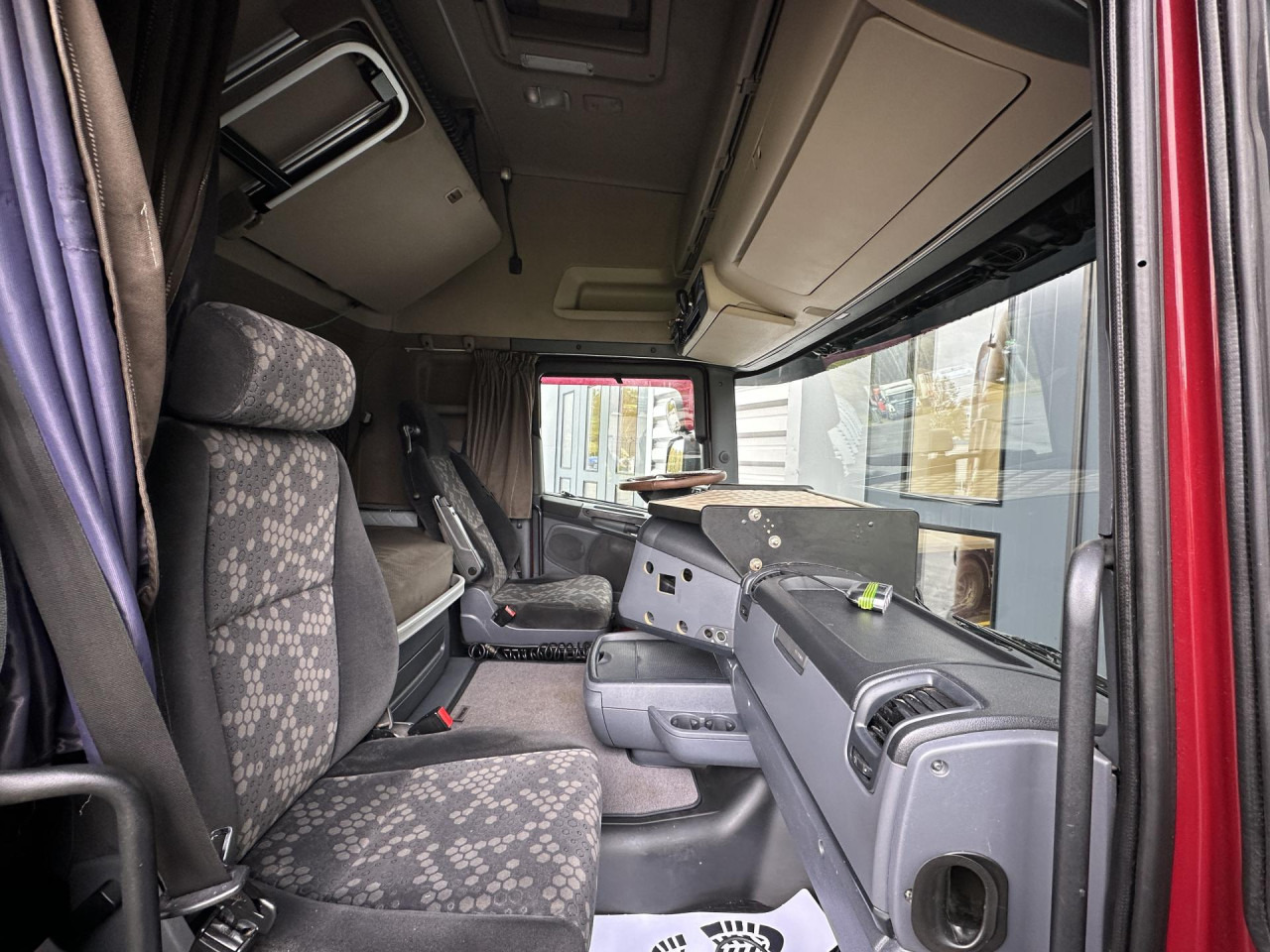 Tegljač SCANIA R 450 LA4x2MNA: slika 8 Tegljač SCANIA R 450 LA4x2MNA: slika 8