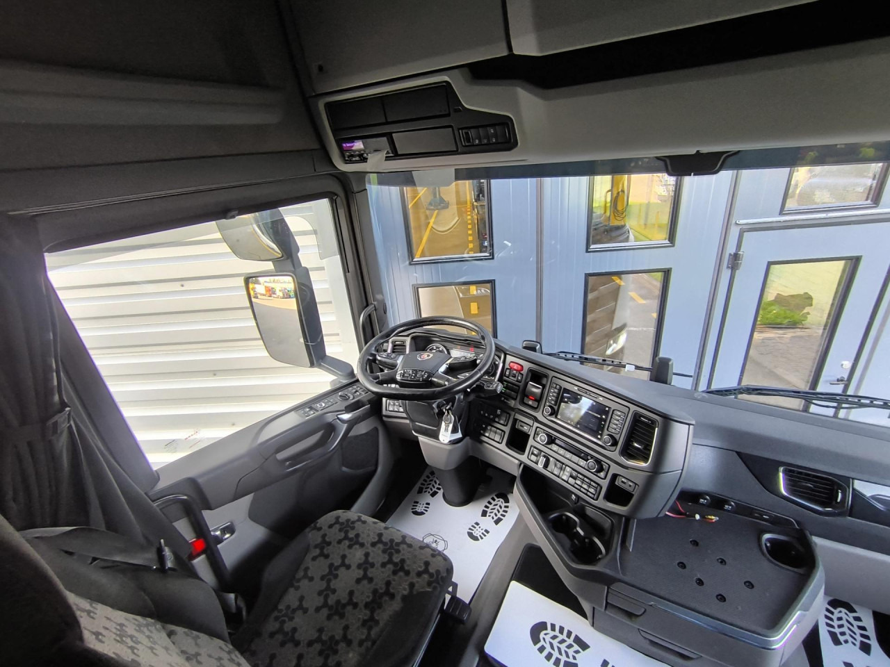 Tegljač SCANIA R 500 A6x2NB: slika 9 Tegljač SCANIA R 500 A6x2NB: slika 9