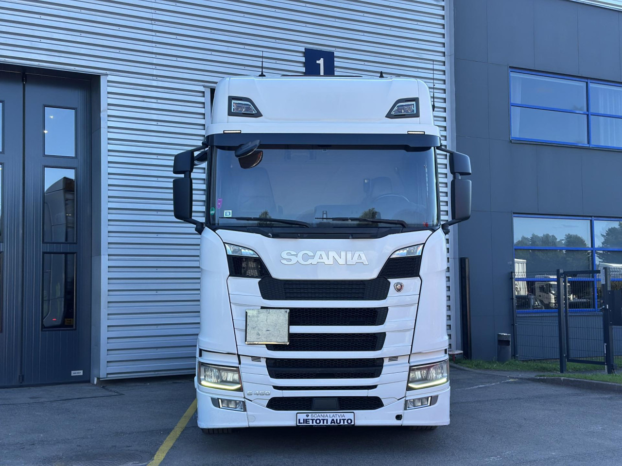 SCANIA S 450 A4x2EB - Tegljač: slika 3 SCANIA S 450 A4x2EB - Tegljač: slika 3