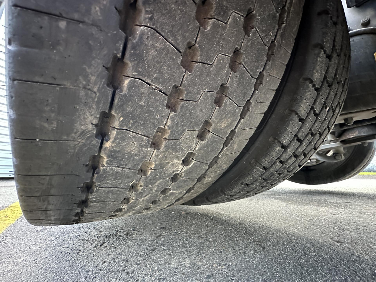 SCANIA S 450 A6x2NB - Tegljač: slika 2 SCANIA S 450 A6x2NB - Tegljač: slika 2