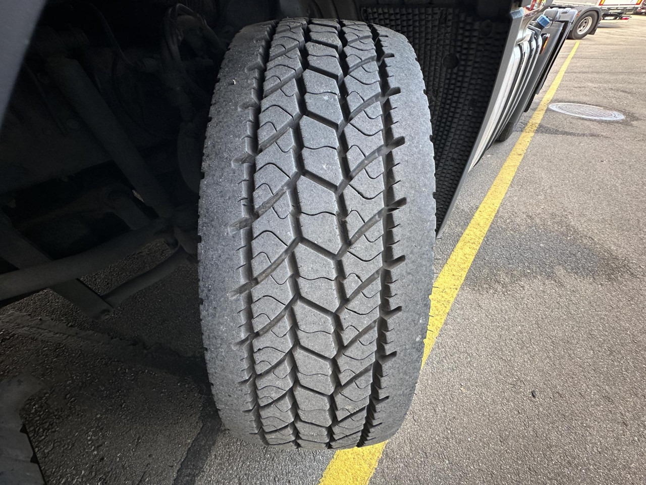 Tegljač SCANIA S 450 A6x2NB: slika 10 Tegljač SCANIA S 450 A6x2NB: slika 10