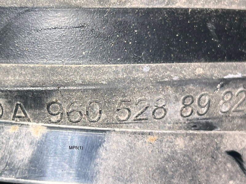 Mercedes-Benz - Usisna cev: slika 2 Mercedes-Benz - Usisna cev: slika 2