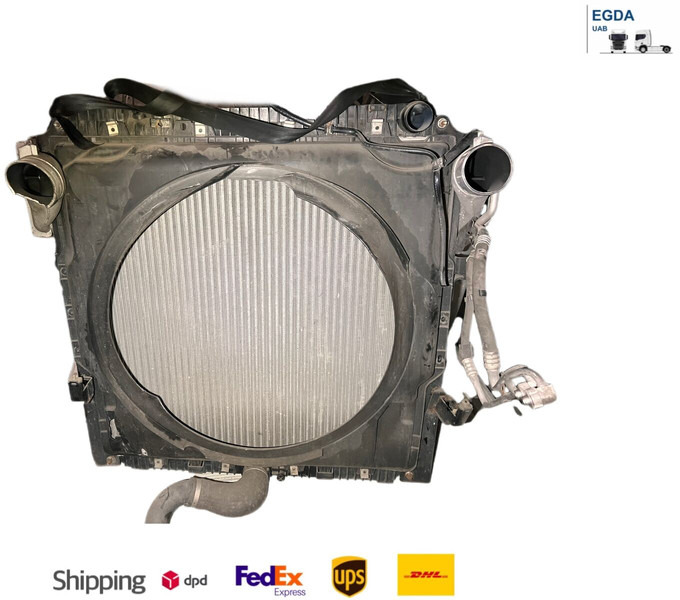 Mercedes-Benz - Radijator: slika 1 Mercedes-Benz - Radijator: slika 1