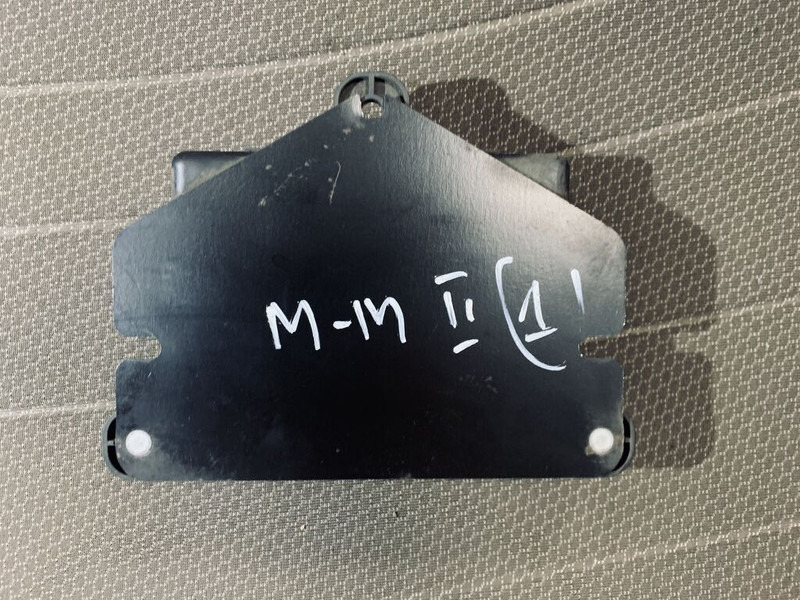 Renault PREMIUM - Upravljačka jedinica: slika 5 Renault PREMIUM - Upravljačka jedinica: slika 5