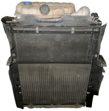 Volvo - Radijator: slika 2 Volvo - Radijator: slika 2