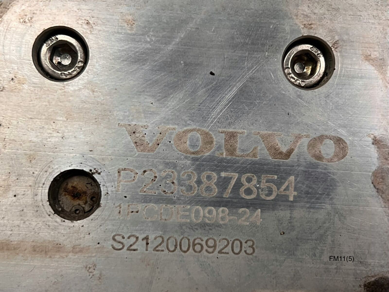 Volvo  - Izduvni sistem: slika 2 Volvo  - Izduvni sistem: slika 2