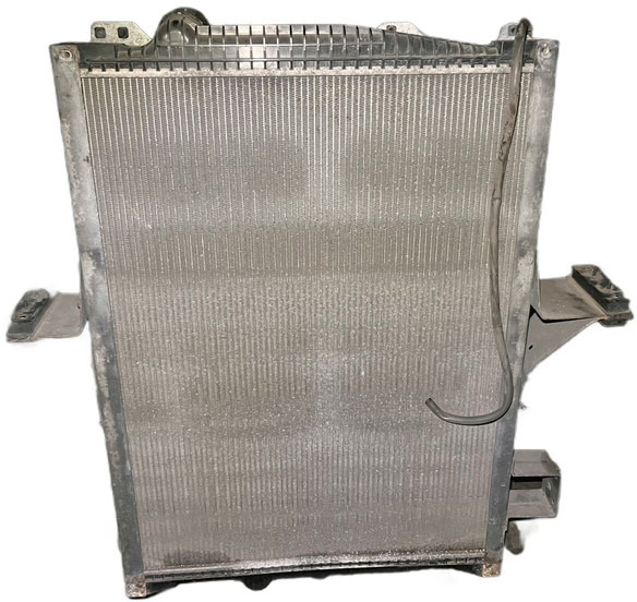 Volvo - Radijator: slika 2 Volvo - Radijator: slika 2