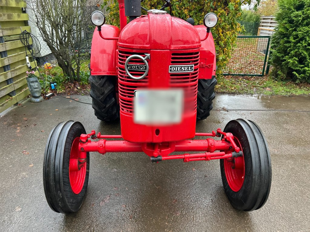 BOLINDER MUNKTELL VOLVO - Traktor: slika 2 BOLINDER MUNKTELL VOLVO - Traktor: slika 2