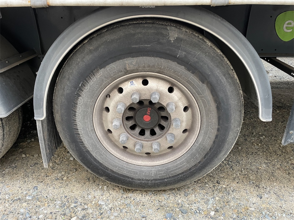 Poluprikolica sa ceradom Berger SAPL24 Edscha (2022): slika 7