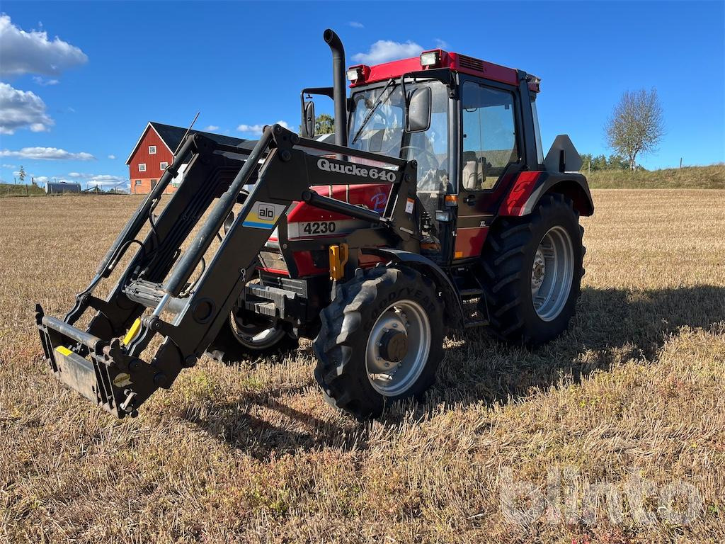 CASE IH 4230 WD - Traktor: slika 1 CASE IH 4230 WD - Traktor: slika 1