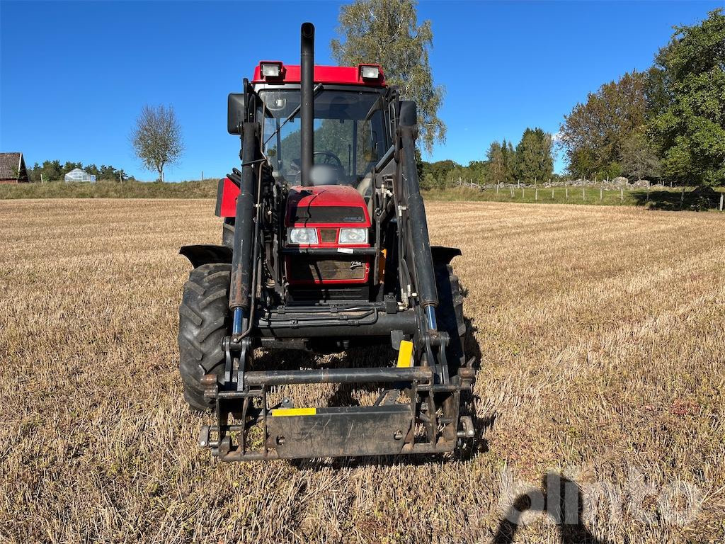 CASE IH 4230 WD - Traktor: slika 2 CASE IH 4230 WD - Traktor: slika 2