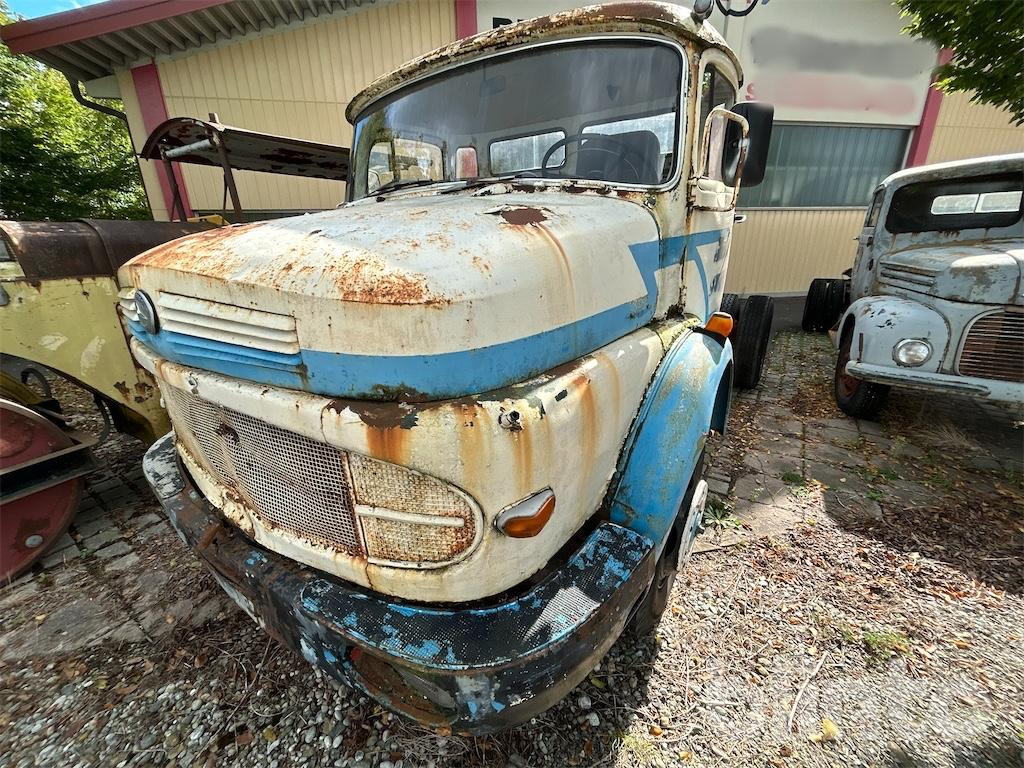 Daimler-Benz AG, LAK 329 B/37 (späte 1960er) - Kamion sa golom šasijom i zatvorenom kabinom: slika 2 Daimler-Benz AG, LAK 329 B/37 (späte 1960er) - Kamion sa golom šasijom i zatvorenom kabinom: slika 2