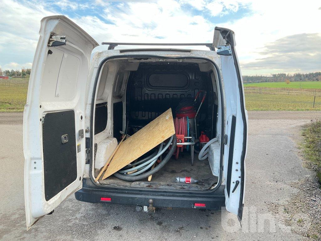 Dostavno vozilo NISSAN NV 200: slika 7 Dostavno vozilo NISSAN NV 200: slika 7