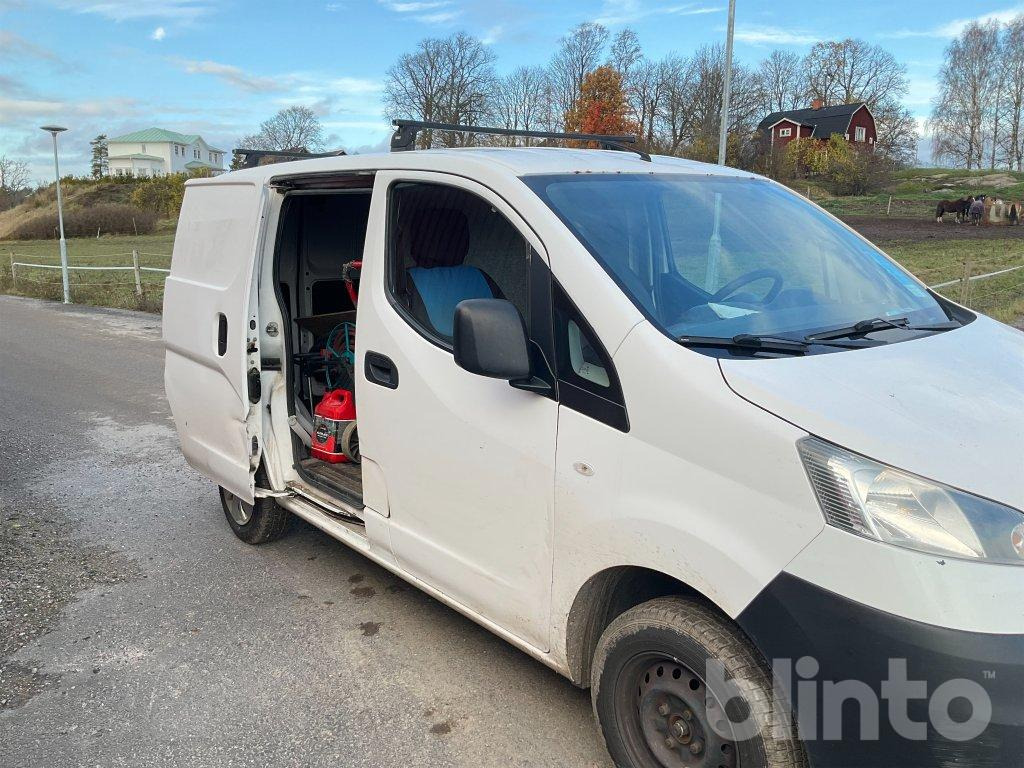 NISSAN NV 200 - Dostavno vozilo: slika 3 NISSAN NV 200 - Dostavno vozilo: slika 3