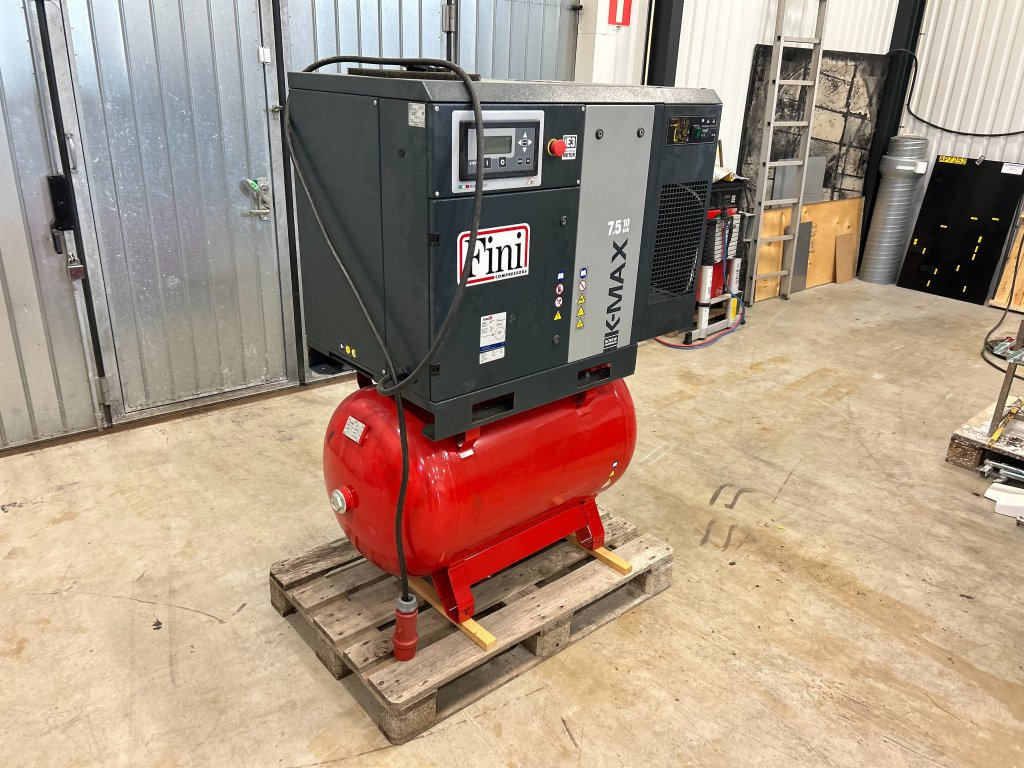 Fini K-Max 7,5-10-270F med tank och kyltork - HVAC oprema: slika 1 Fini K-Max 7,5-10-270F med tank och kyltork - HVAC oprema: slika 1