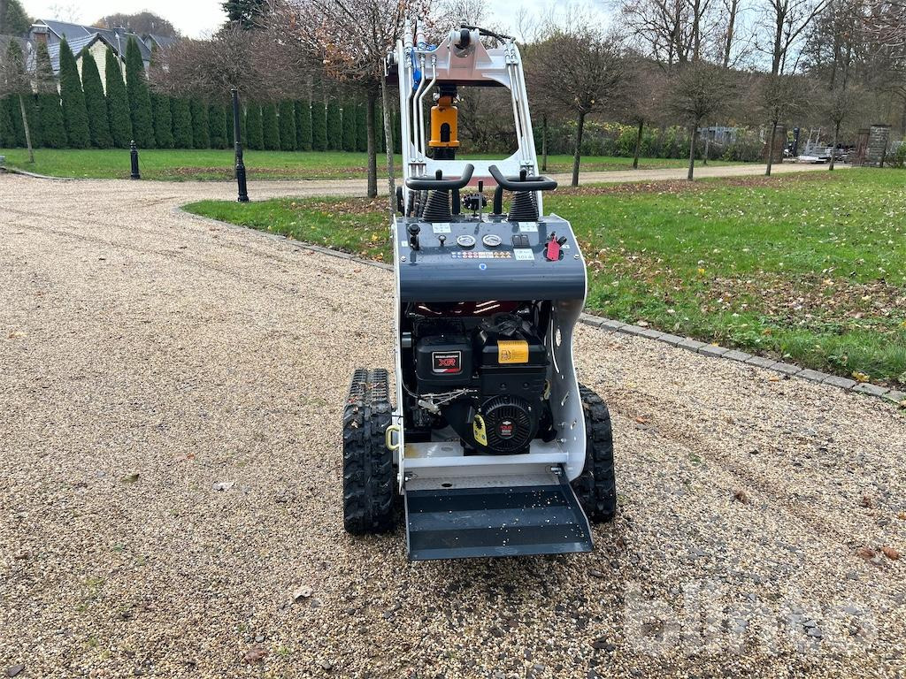 Mini utovarivač ForceDrive Skis Steer Loader (2025): slika 18