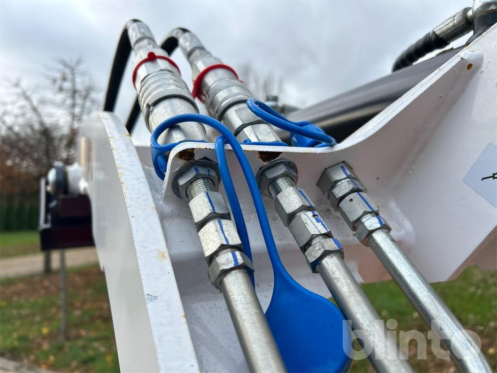 Mini utovarivač ForceDrive Skis Steer Loader (2025): slika 13