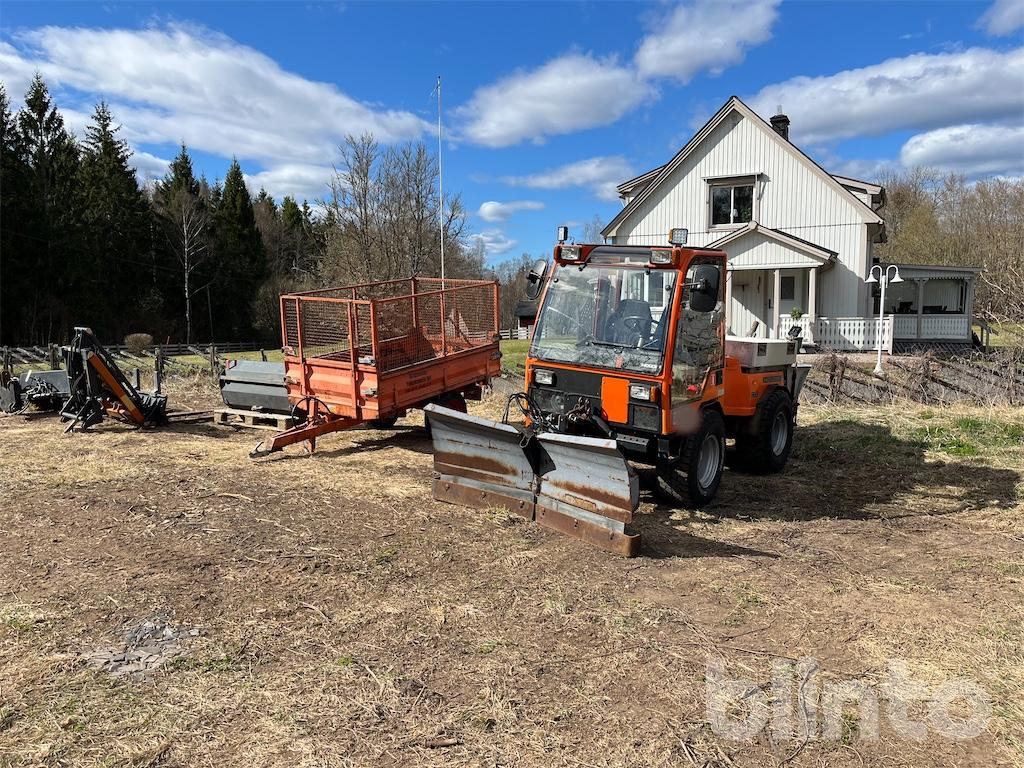 HOLDER C 340 med många tillbehör - Vozilo za čišćenje snega: slika 1 HOLDER C 340 med många tillbehör - Vozilo za čišćenje snega: slika 1