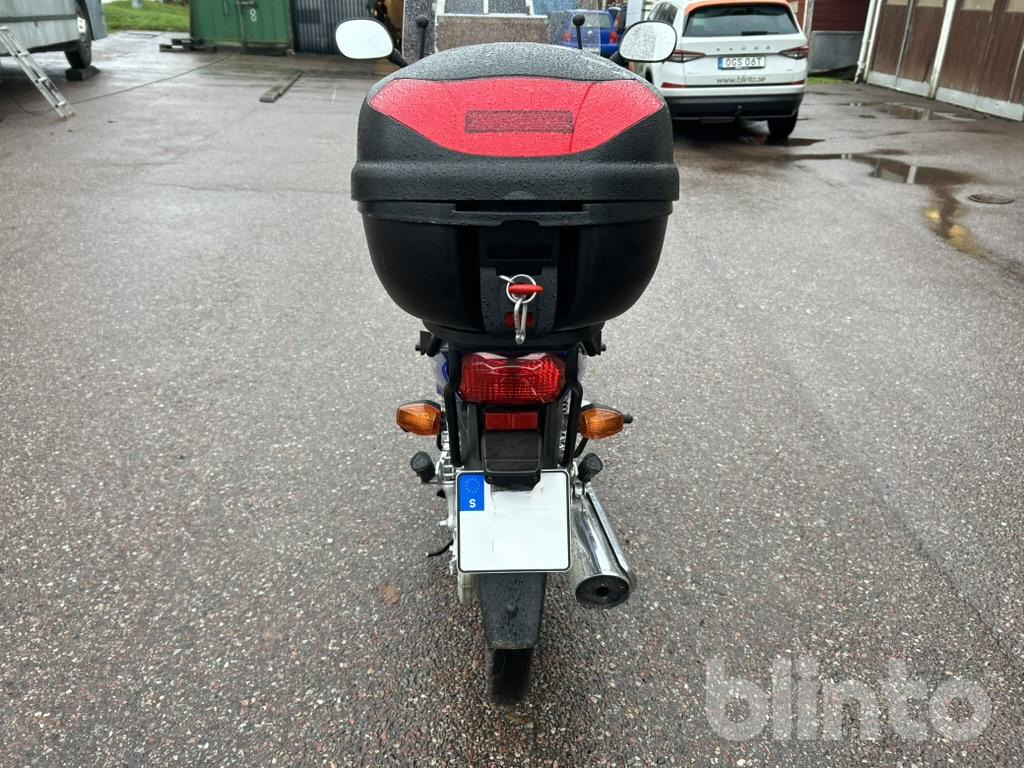 HONDA INNOVA 125 - Motocikl: slika 4 HONDA INNOVA 125 - Motocikl: slika 4