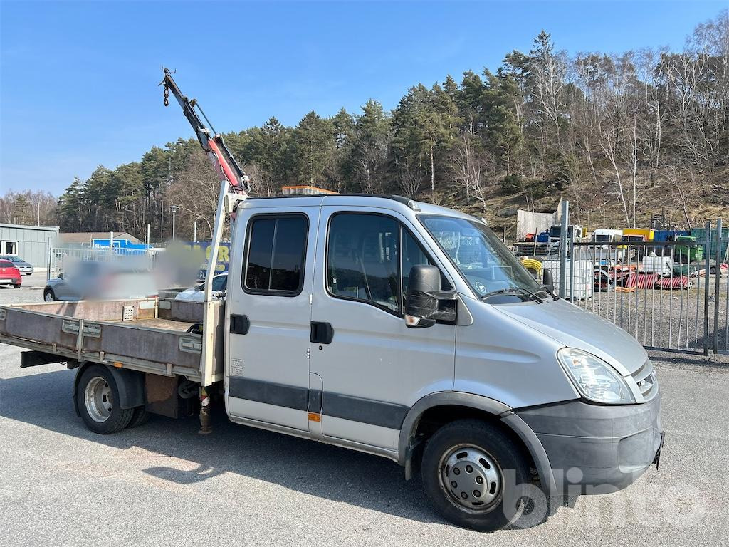 Iveco Daily 3.0HP - Dostavno vozilo s ravnom platformom, Dostavno vozilo sa duplom kabinom: slika 5 Iveco Daily 3.0HP - Dostavno vozilo s ravnom platformom, Dostavno vozilo sa duplom kabinom: slika 5