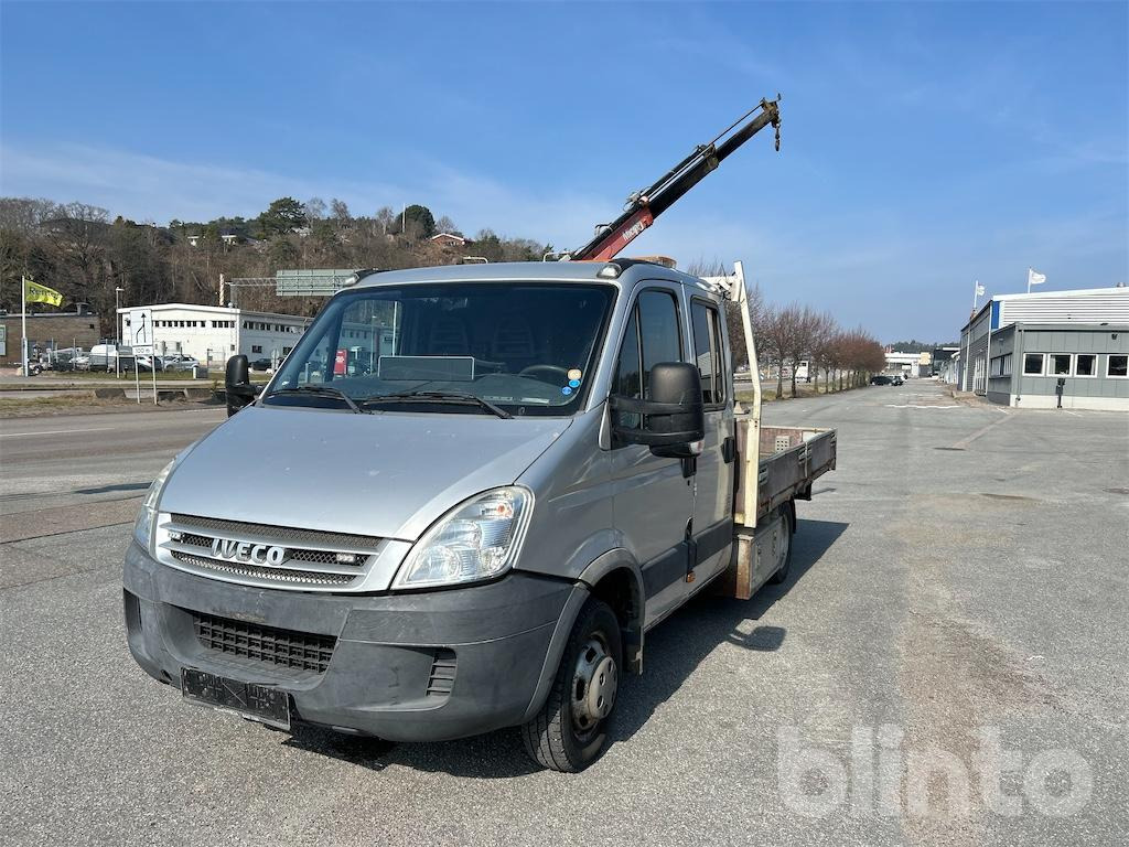 Iveco Daily 3.0HP - Dostavno vozilo s ravnom platformom, Dostavno vozilo sa duplom kabinom: slika 2 Iveco Daily 3.0HP - Dostavno vozilo s ravnom platformom, Dostavno vozilo sa duplom kabinom: slika 2