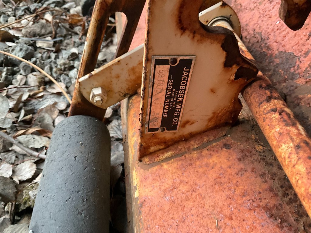 Mali traktor Jacobsen GT 16 Hydro: slika 42 Mali traktor Jacobsen GT 16 Hydro: slika 42