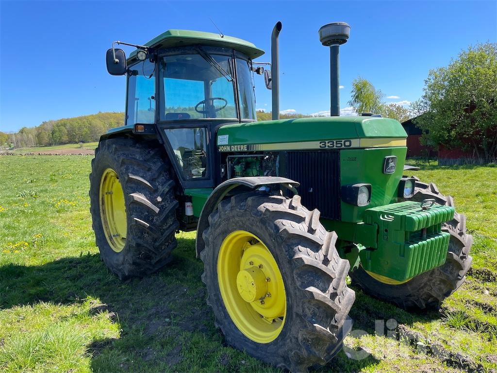 John Deere 3350 - Traktor: slika 1 John Deere 3350 - Traktor: slika 1