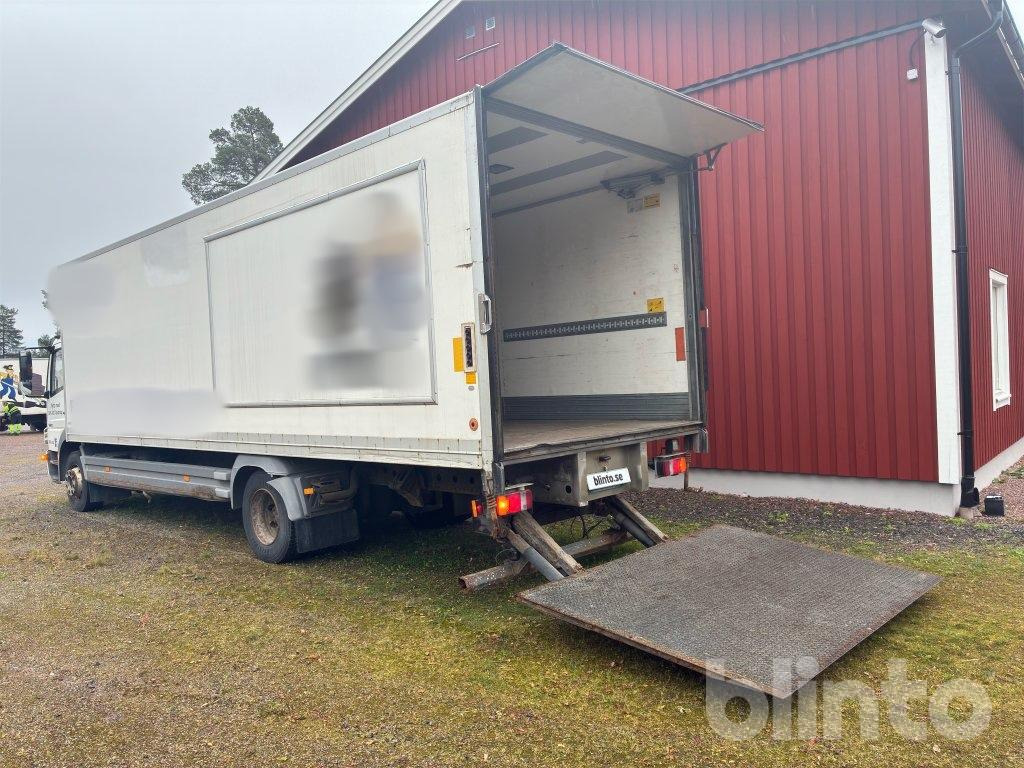 Kamion MERCEDES-BENZ 1223 L4X2: slika 6