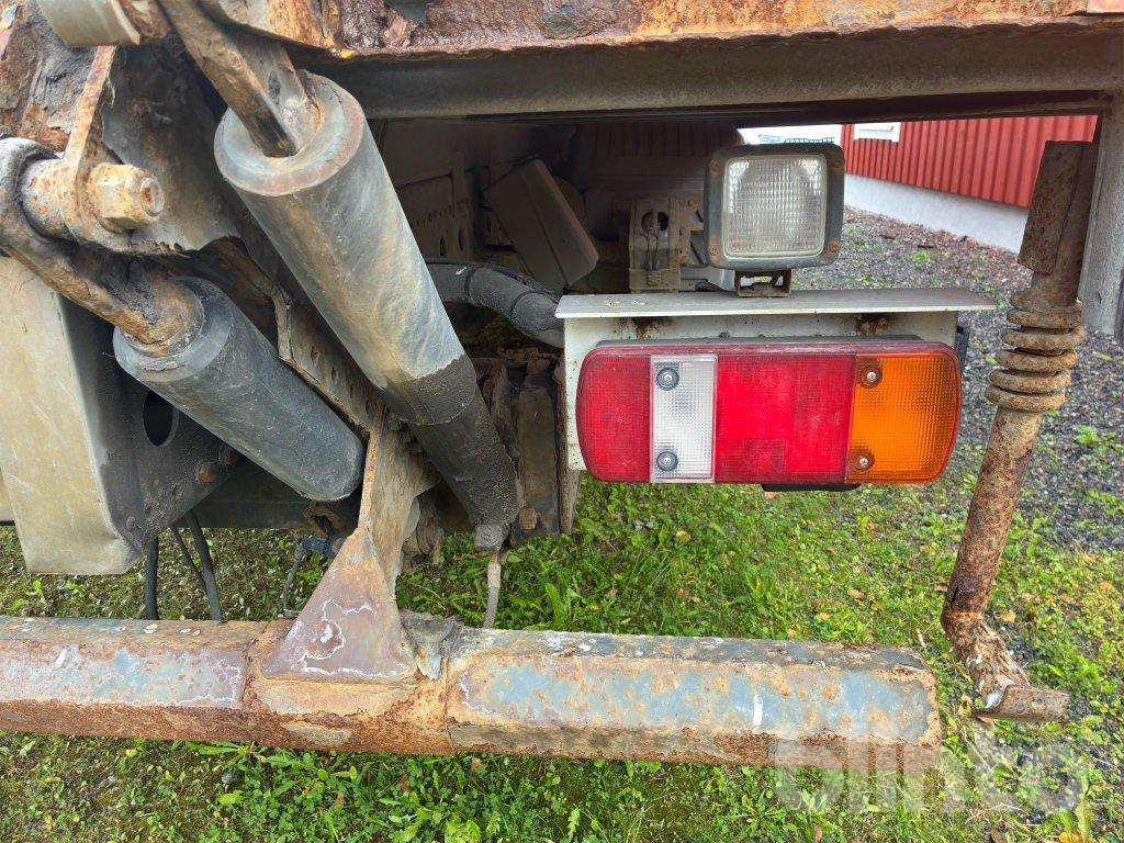 Kamion MERCEDES-BENZ 1223 L4X2: slika 37