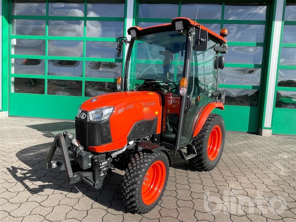 Kubota B2231 HC (Allrad) - Traktor: slika 1 Kubota B2231 HC (Allrad) - Traktor: slika 1